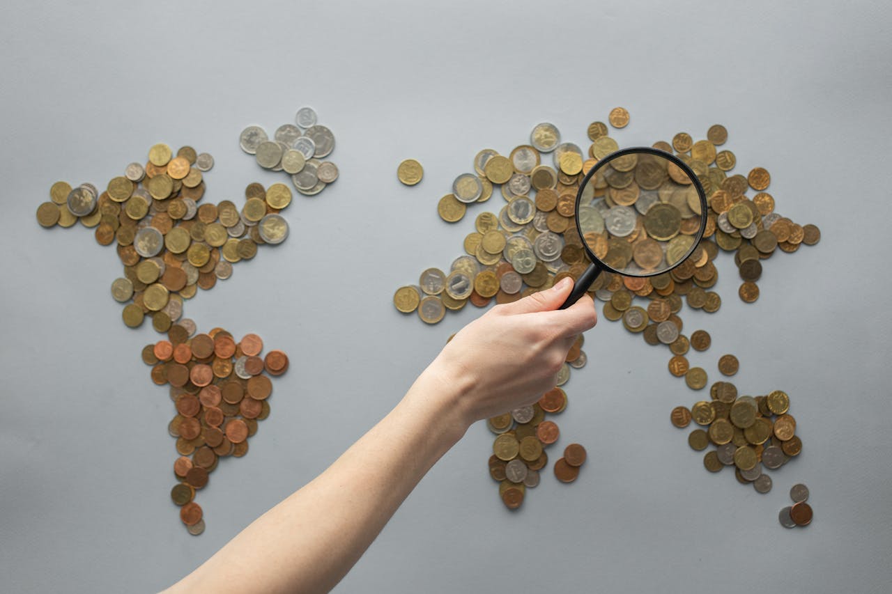 What is Geographic Segmentation? How to Use It + 7 Examples that Work