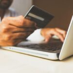 7 Best Ecommerce Ad Platforms + Expert Tips to Drive ROI